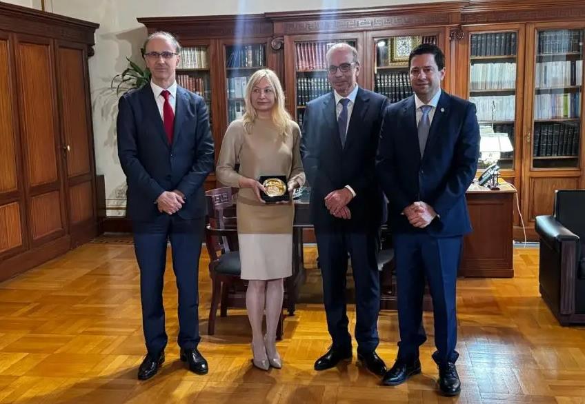 premijer-macut-u-grckoj:-potpisan-sporazum-o-saradnji-izmedu-medicinskih-fakulteta-u-beogradu-i-atini premijer-macut-u-grckoj:-potpisan-sporazum-o-saradnji-izmedu-medicinskih-fakulteta-u-beogradu-i-atini