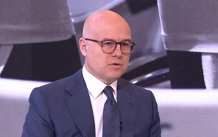 “napadnute-su-institucije-srpskog-naroda”-vucevic-o-nasilju-blokadera-u-novom-sadu:-oni-su-sinoc-spremali-nove-incidente,-da-ih-policija-nije-zaustavila