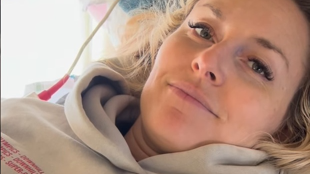 Линдси-Вон-стигла-у-САД:-Нога-ми-је-још-увек-у-комадима,-али-коначно-сам-код-куће