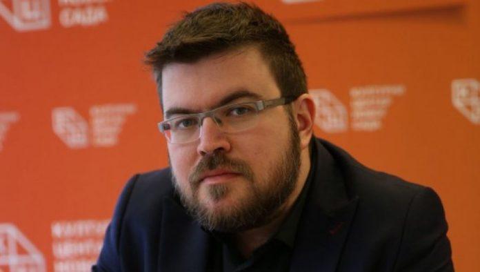 “nista-im-nije-sveto”-rajic-o-napadu-blokadera-na-crkvene-velikodostojnike:-to-su-isti-oni-koji-su-poput-pasa-lajali-na-svestenike