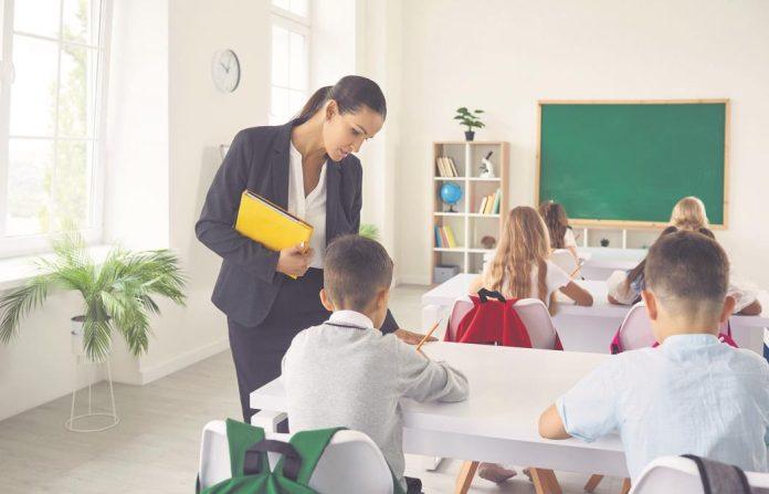 crtez-decaka-sokirao-uciteljicu:-odmah-alarmirala-roditelje-zbog-jednog-detalja,-ovako-je-otac-reagovao-(foto)