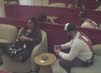 JEDVA DOČEKAO DA ANITI VIDI LEĐA Luka odmah krenuo da priča o Aneli: “Muškarac može da je kontroliše” jedva-docekao-da-aniti-vidi-leda-luka-odmah-krenuo-da-prica-o-aneli:-“muskarac-moze-da-je-kontrolise”