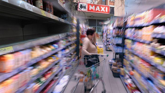 tabakovic-za-“blic-biznis”-o-pritiscima-na-dobavljace-i-delezu:-“ko-misli-da-profit-ostvaruje-ucenjivanjem,-nema-sta-da-trazi-u-srbiji”