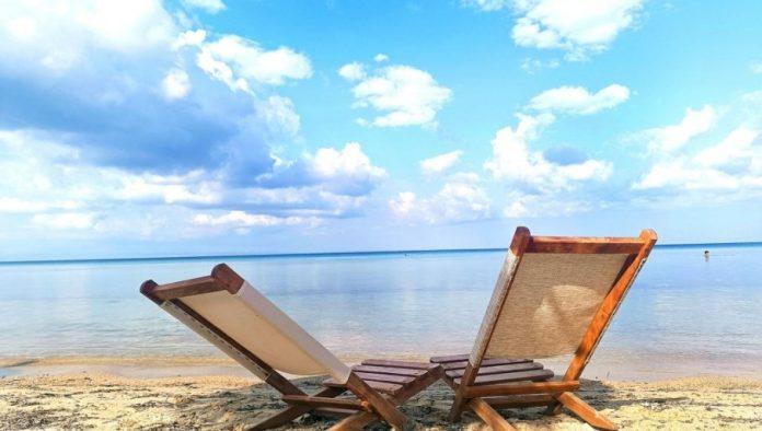 resena-dilema:-da-li-poslodavac-sme-da-zove-radnika-da-se-vrati-sa-odmora?