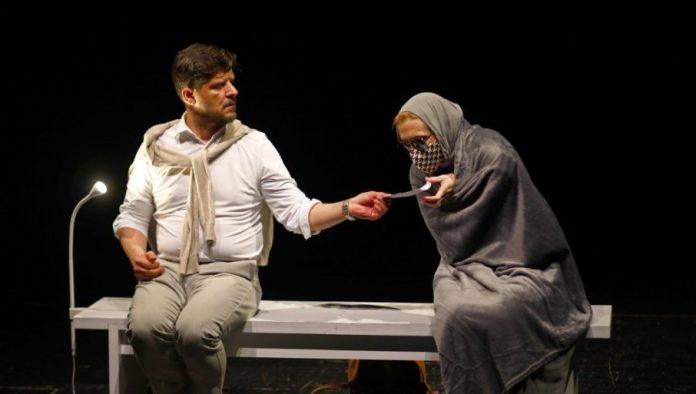 velika-dela-na-sceni-humanosti:-„moj-prvi-put“-i-„jazavac-pred-sudom“-u-fondaciji-mozzart