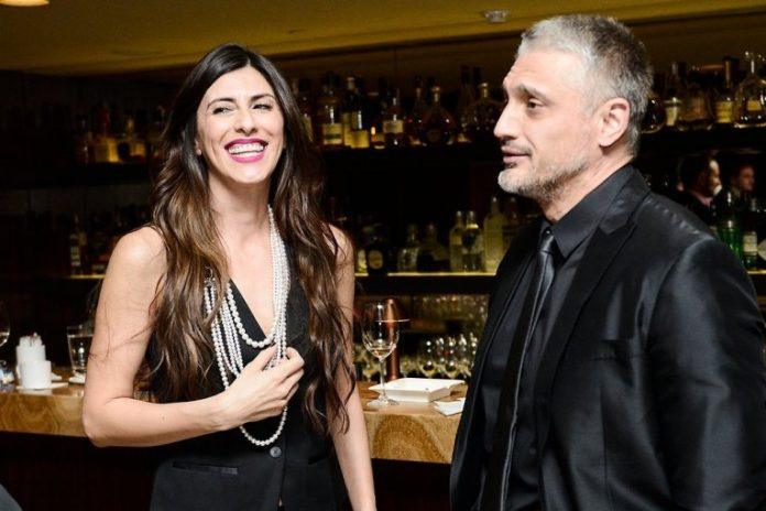 sta-je-to-na-butini-bivse-zene-cede-jovanovica?!-jelena-uziva-s-novim-deckom,-a-o-ovom-detalju-i-dalje-bruje-svi!-(foto)