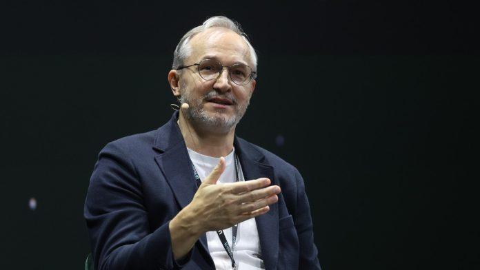 “imamo-vrhunsko-znanje,-ali-nam-fali-ambicije!”-damir-sabol,-pionir-tech-preduzetnistva,-za-“blic-biznis”-o-sansama-domacih-startapa-i-kljucu-uspeha