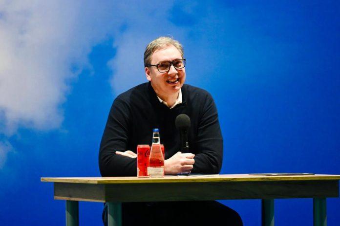 obecano-–-ispunjeno!-vucic-odrzao-jos-jedno-obecanje:-renoviran-dom-kulture-u-rgotini,-danas-ga-predsednik-obilazi