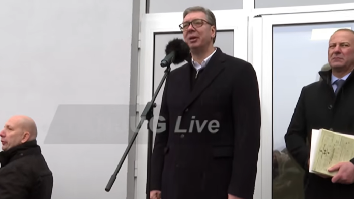 vucic:-ogromne-sume-novca-za-lokalne-puteve,-videcete-masine-u-narednih-20-dana,-trazicu-pogon-da-zaposli-150-200-zena