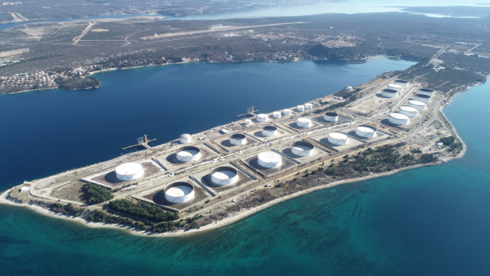 janaf-izdao-saopstenje-o-novoj-licenci-za-isporuku-nafte-nis-u!-produzena-do-ovog-datuma