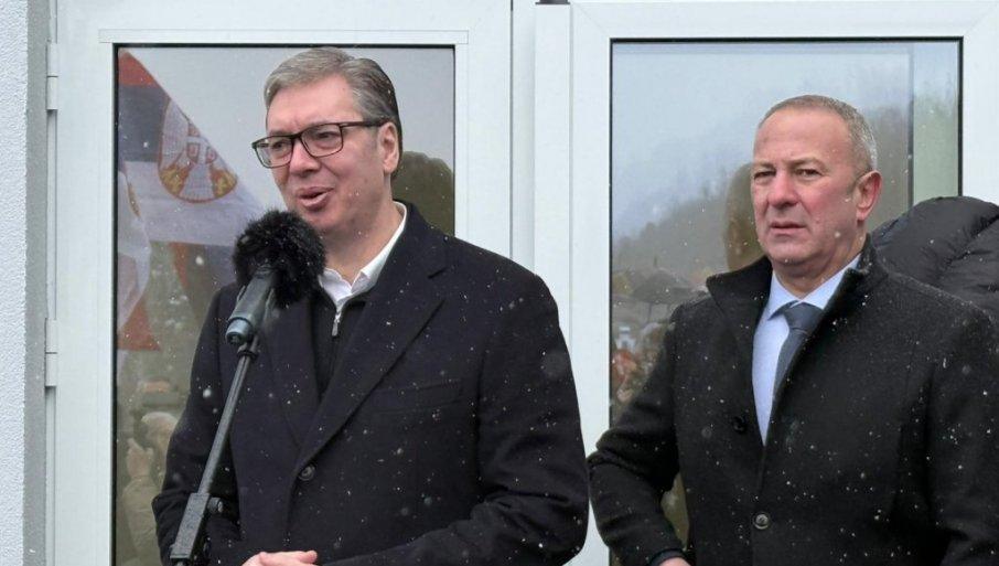 vucic-najavio-obnovu-doma-zdravlja-u-knjazevcu:-“resicemo-stolariju-i-krov-da-ne-prokisnjava” vucic-najavio-obnovu-doma-zdravlja-u-knjazevcu:-“resicemo-stolariju-i-krov-da-ne-prokisnjava”