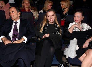 NAJBOGATIJI SRBIN SLAVI ZLATNU SVADBU Njegova usvojena ćerka otkrila radosne vesti iz porodice: “Dragi moji roditelji” najbogatiji-srbin-slavi-zlatnu-svadbu-njegova-usvojena-cerka-otkrila-radosne-vesti-iz-porodice:-“dragi-moji-roditelji”