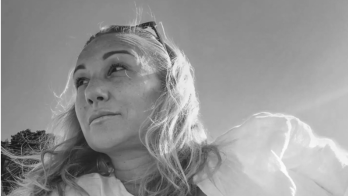 tuga-u-kosovskoj-mitrovici-umrla-je-najdraza-profesorka-ana-i-ceo-grad-ostavila-u-suzama:-“otisla-je-najhrabrija,-nasa-snaga”