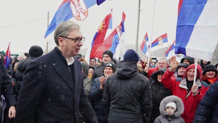 “morate-da-razgovarate-sa-gradanima”-vucic-u-zajecarskom-okrugu:-“za-mesec,-dva,-kad-li-vec,-bice-izbori-pa-cemo-da-vidimo-ko-je-skupio-koliko-ljudi”-(video)