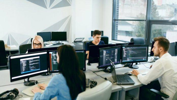 srbija-ostvarila-rekord-u-izvozu-u-it-sektoru