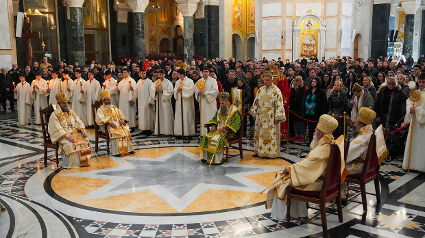 Патријарх-Порфирије:-Сутра-почиње-Велики-пост,-није-најважније-да-се-бринемо-о-спољашњим-правилима Патријарх-Порфирије:-Сутра-почиње-Велики-пост,-није-најважније-да-се-бринемо-о-спољашњим-правилима