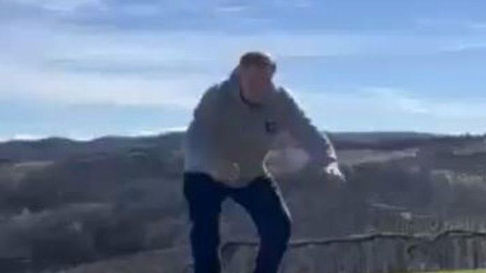 “nikad-u-boljoj-formi”-milorad-dodik-objavio-kako-radi-cucnjeve-u-prirodi-(video)