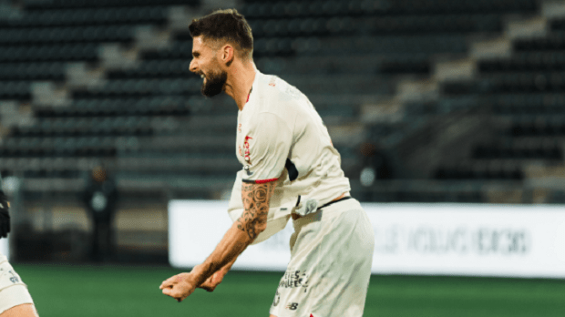 Лил-прекинуо-“црну-серију”-пред-реванш-на-“Маракани” Лил-прекинуо-“црну-серију”-пред-реванш-на-“Маракани”