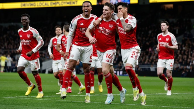 Арсенал-наставља-да-бежи-од-Ситија,-убедљива-победа-над-Тотенхемом Арсенал-наставља-да-бежи-од-Ситија,-убедљива-победа-над-Тотенхемом