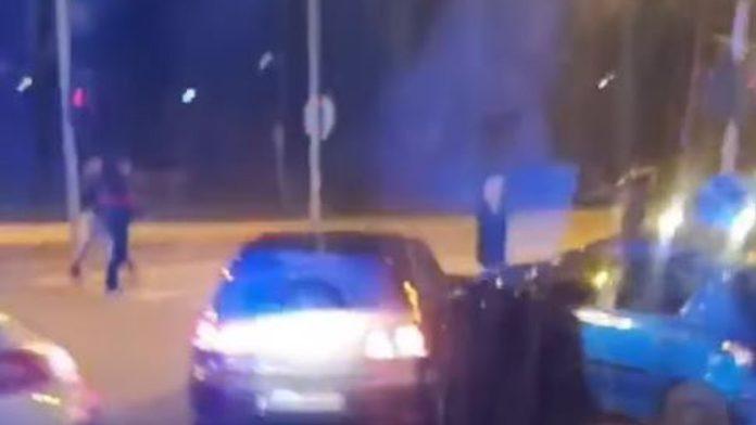 (video)-teska-nesreca-kod-miseluka-delovi-automobila-rasuti-po-putu,-hitna-i-policija-na-licu-mesta