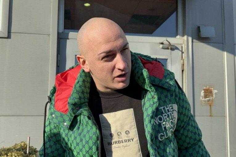 “stvorenju-je-mesto-u-zatvoru”-nasa-pevacica-brutalno-napala-desingericu,-apelovala-da-se-zatvori!-(foto) “stvorenju-je-mesto-u-zatvoru”-nasa-pevacica-brutalno-napala-desingericu,-apelovala-da-se-zatvori!-(foto)