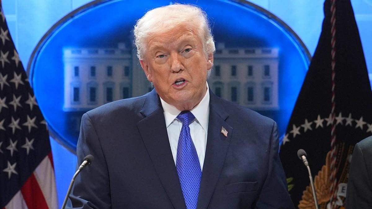 amerika-u-ponoc-prestaje-da-naplacuje-carine:-nove-carinske-mere-vec-najavljene amerika-u-ponoc-prestaje-da-naplacuje-carine:-nove-carinske-mere-vec-najavljene