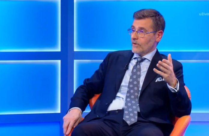 “srbi-generalno-nisu-hrabar-narod,-izmenio-im-se-gen”-prijovic-sokirao-najnovijim-blokaderskim-rezonom?!-stavio-etiketu-na-citav-svoj-narod