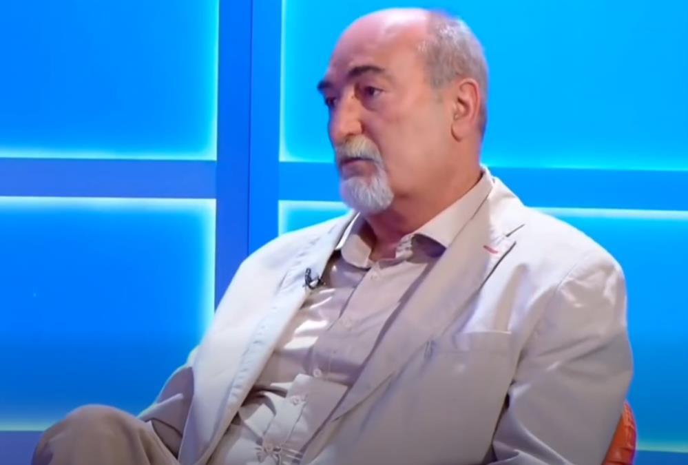 blokaderski-novinar-ismeva-vuciceve-razgovore-s-narodom!-culibrk:-“ekskurzija-po-istocnoj-srbiji”,-cuti-o-propaloj-akciji-blokadera-“od-vrata-do-vrata”-(video) blokaderski-novinar-ismeva-vuciceve-razgovore-s-narodom!-culibrk:-“ekskurzija-po-istocnoj-srbiji”,-cuti-o-propaloj-akciji-blokadera-“od-vrata-do-vrata”-(video)