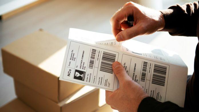 kraj-cekanju-na-pakete-sa-temua-i-aliekspresa!-posta-srbije-uvela-revolucionarni-sistem:-roboti-i-softver-ocitavaju-sve,-isporuka-vec-sutradan