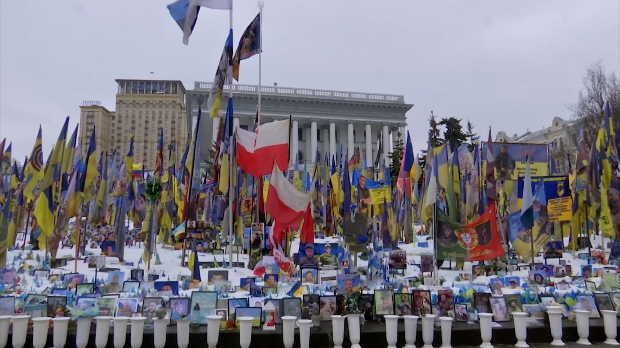 Рат-у-Украјини-улази-у-пету-годину-–-мир-неизвестан,-спор-око-територија-кочи-мир