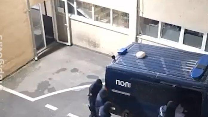 (video)-ovako-su-uhapseni-osumnjiceni-za-planiranje-ubistva-vucica-i-njegove-porodice-policija-im-stavila-lisice-na-ruke:-pripremali-napad-i-na-pripadnike-mup