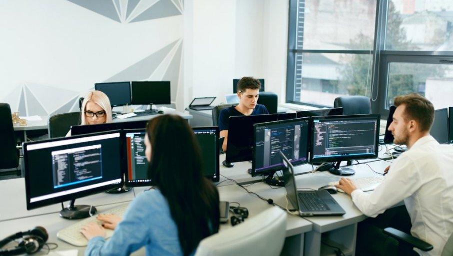 srbija-ostvarila-rekord-u-izvozu-u-it-sektoru srbija-ostvarila-rekord-u-izvozu-u-it-sektoru