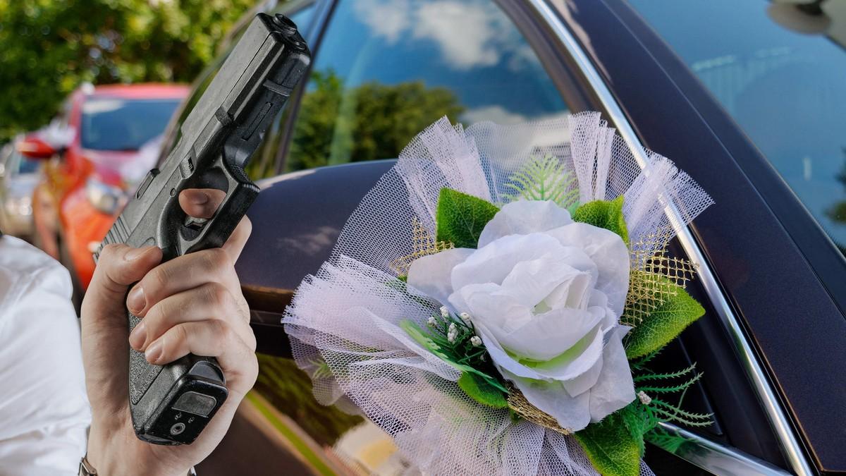 svadba-iz-nocne-more-mladici-pucali-iz-automobila,-zamalo-pregazili-pesaka-u-hrvatskoj:-sad-ih-ceka-kazna svadba-iz-nocne-more-mladici-pucali-iz-automobila,-zamalo-pregazili-pesaka-u-hrvatskoj:-sad-ih-ceka-kazna