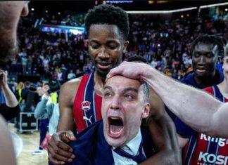 Igra životinjsku košarku, vozi avion, taktiku sprema u tri ujutru! Ko je Paolo Galbijati, košarkaški ekscentrik kog morate da volite /VIDEO/ igra-zivotinjsku-kosarku,-vozi-avion,-taktiku-sprema-u-tri-ujutru!-ko-je-paolo-galbijati,-kosarkaski-ekscentrik-kog-morate-da-volite-/video/