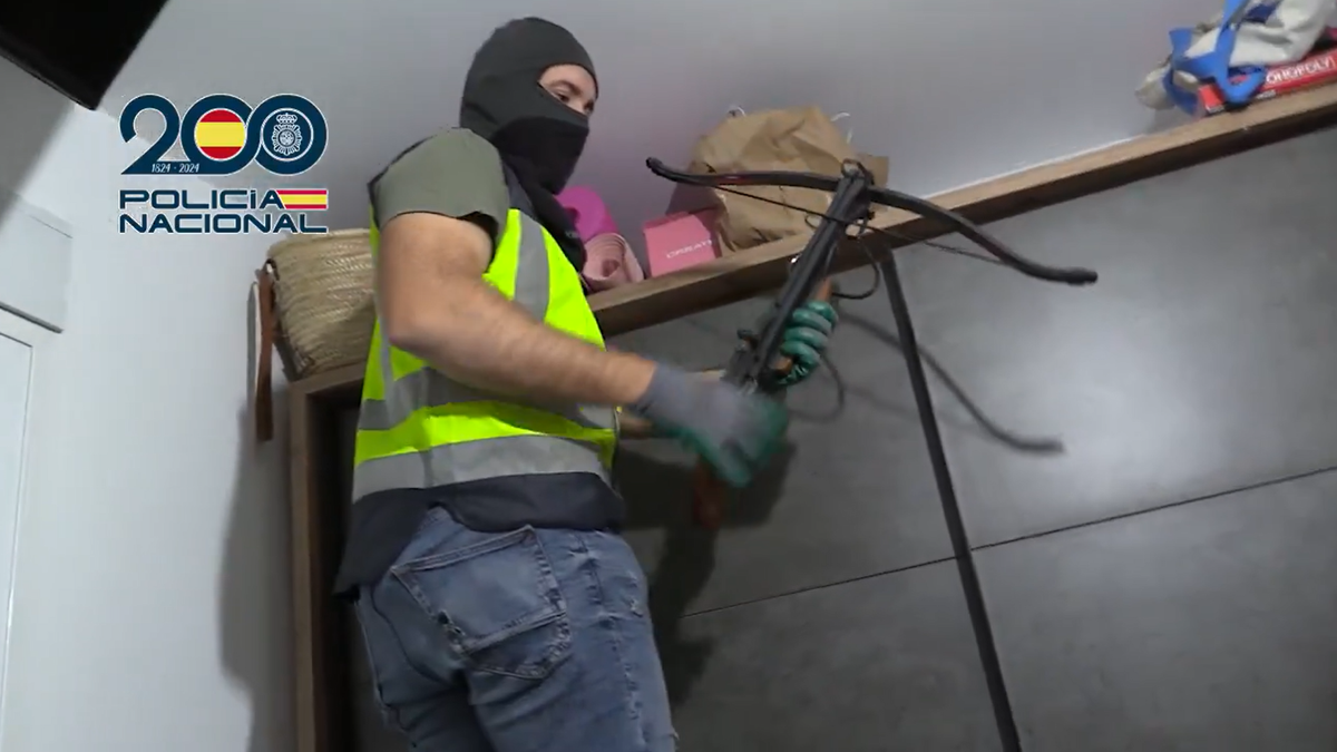 novi-udarac-na-balkanski-kartel-hapsenja-u-spaniji:-policija-zaplenila-imovinu-vrednu-skoro-1,3-miliona novi-udarac-na-balkanski-kartel-hapsenja-u-spaniji:-policija-zaplenila-imovinu-vrednu-skoro-1,3-miliona