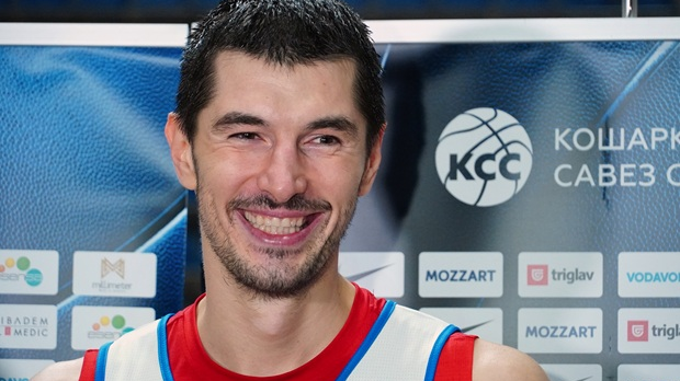 Митровић:-Србија-када-игра-не-очекује-се-ништа-мање-од-победе Митровић:-Србија-када-игра-не-очекује-се-ништа-мање-од-победе