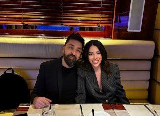 NEODOLJIV PRIZOR IZ DOMA OGNJENA AMIDŽIĆA Mina slikala ćerku Lolu: Danas je napunila mesec dana (Foto) neodoljiv-prizor-iz-doma-ognjena-amidzica-mina-slikala-cerku-lolu:-danas-je-napunila-mesec-dana-(foto)