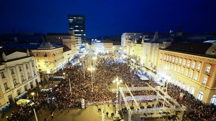 zagreb-pokrece-tuzbu-protiv-vlade-hrvatske:-haos-zbog-doceka-rukometasa-uz-tompsona
