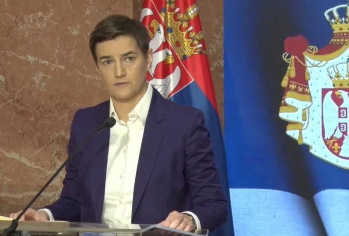 “vucica-ste-zvali-‘produkt-zmijskog-gnezda’,-sad-branite-onog-ko-bi-da-ga-ubije”-brnabic-zestoko-o-n1:-sramota-za-novinarsku-profesiju,-cinici-i-prevaranti!