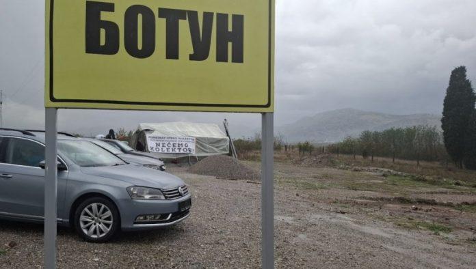 novi-protest-u-botunu:-gradani-blokirali-gradiliste,-ne-daju-radnicima-da-udu