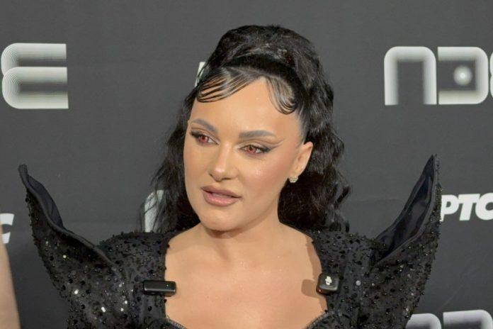 ovo-je-muz-mirne-radulovic:-zgodni-mma-borac-se-nije-odvajao-od-nje-na-pze!-(video)