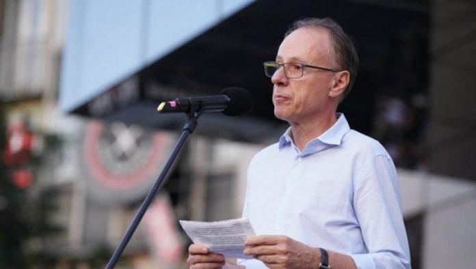 dokic-na-celu-tzv.-studentske-liste?-rektor-pod-optuzbama-za-blokade,-sumnjive-sastanke-i-politicke-ambicije