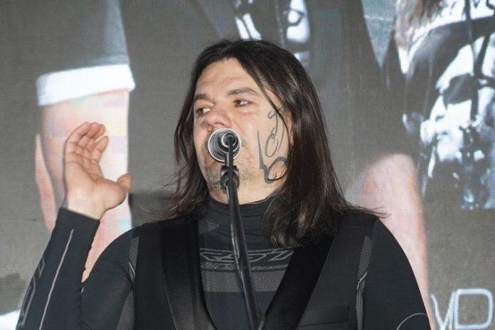 aca-amadeus-prijavljen-policiji,-cerka-otkrila-stravicne-detalje-zlostavljanja:-ono-sto-je-obelodanila-ce-vas-najeziti!