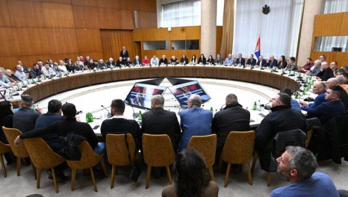 ukinuti-prelevmani-na-prasad,-uvedeni-za-mleko-u-prahu:-ispunjena-dva-od-sest-obecanja-ministra-glamocica-data-poljoprivrednicima