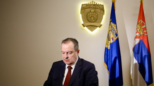 Доктор-Попевић:-Дачићево-стање-стабилније,-али-и-даље-тешко