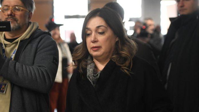 kecmanovici-oci-u-oci-sa-porodicama-zrtava-nastavlja-se-sudenje-roditeljima-decaka-ubice:-miljana-na-sud-dosla-sa-advokatima-(foto)