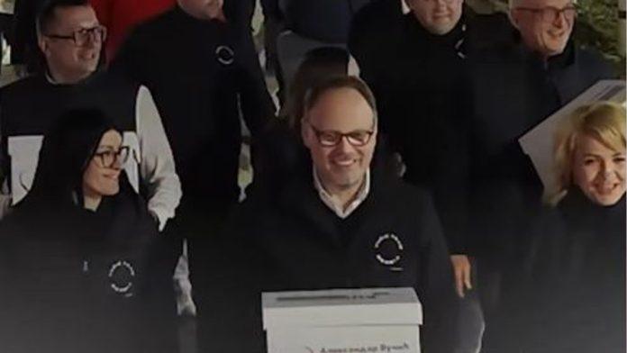 predata-lista-koalicije-oko-sns-u-kuli:-ove-stranke-izlaze-zajedno-na-izbore