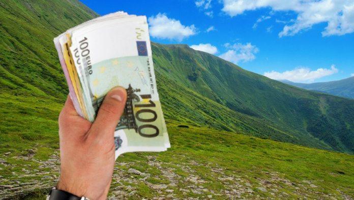 nude-platu-od-3.000-evra,-hranu-i-smestaj:-potrebno-je-ispuniti-samo-jedan-uslov-za-ovaj-posao-iz-snova