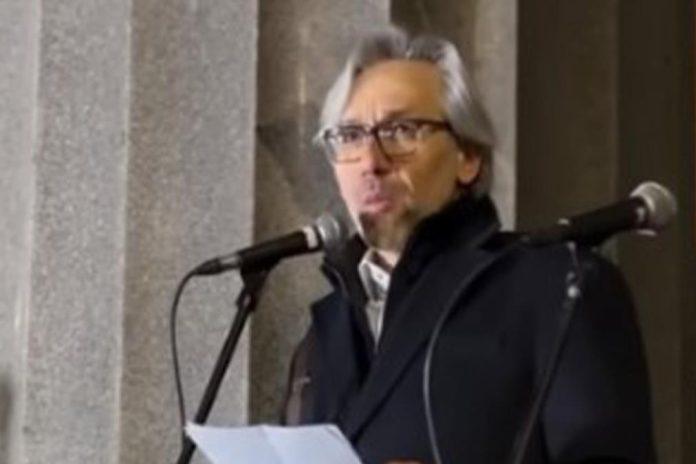 tuzilacki-saradnik-koji-je-bio-govornik-na-skupu-blokadera-investitor-zgrade-od-milion-evra?-rekao-da-je-“zakon-isti-za-sve”-i-precutao-750-kvadrata-bez-dozvole