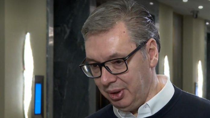 uzivo-vucic-iz-astane-postoje-ljudi-koji-zele-da-ostanemo-u-proslosti,-da-nam-ne-dozvole-da-napredujemo